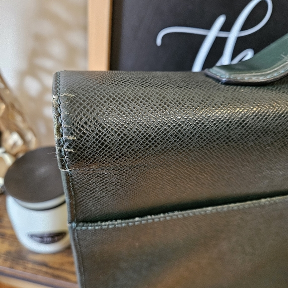 LV TAIGA BREIFCASE - Picture 3 of 9